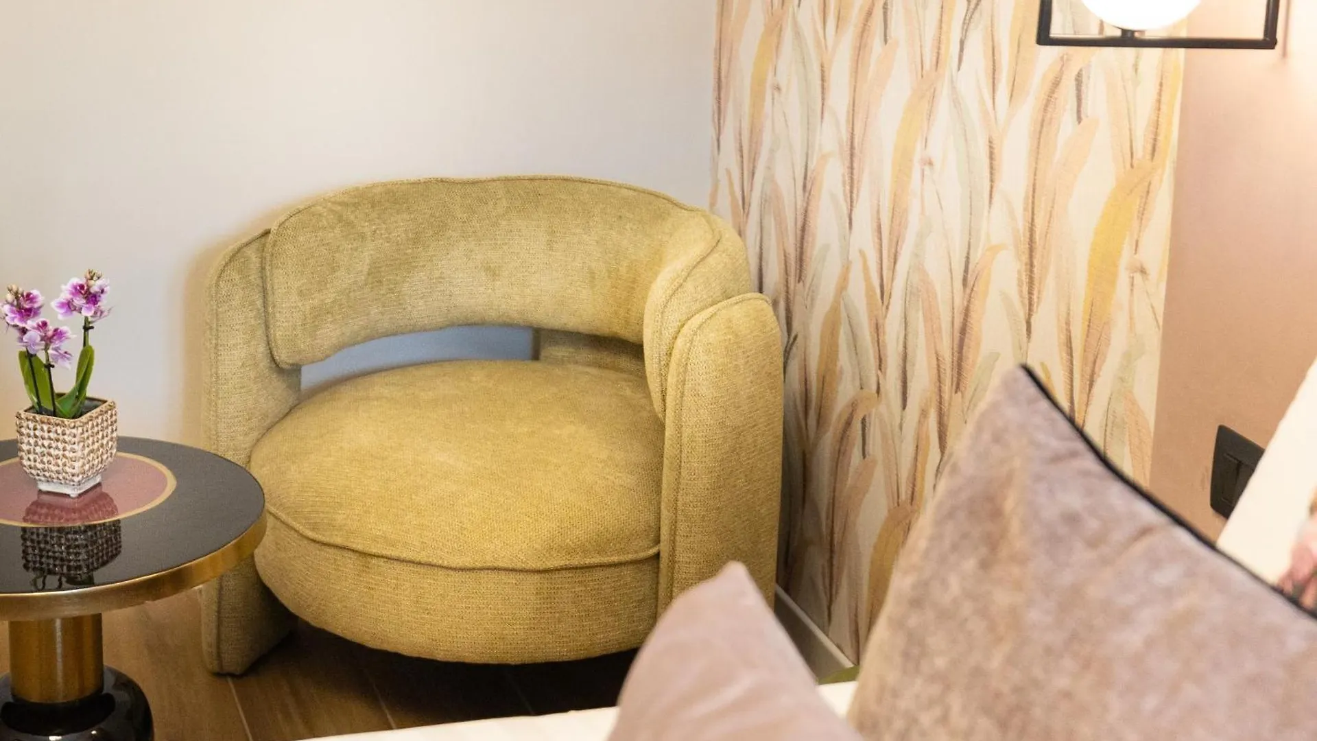 Mavi Luxury Suites Roma 0*,