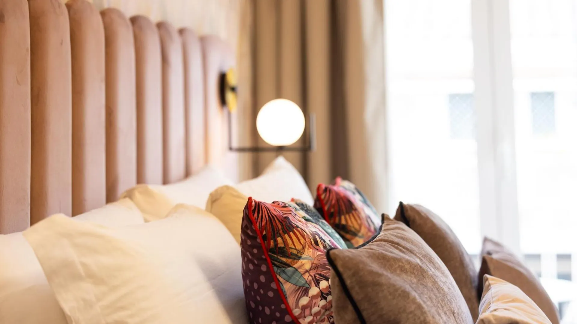 Alojamento de Acomodação e Pequeno-almoço Mavi Luxury Suites Roma Itália