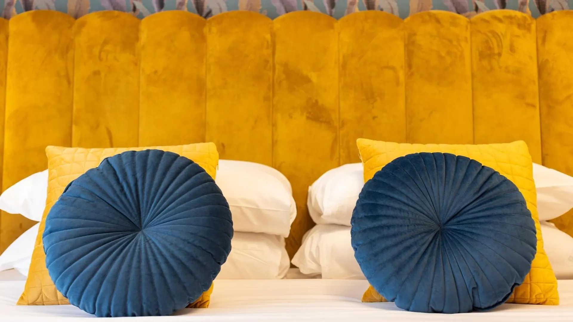 Mavi Luxury Suites Roma Alojamento de Acomodação e Pequeno-almoço