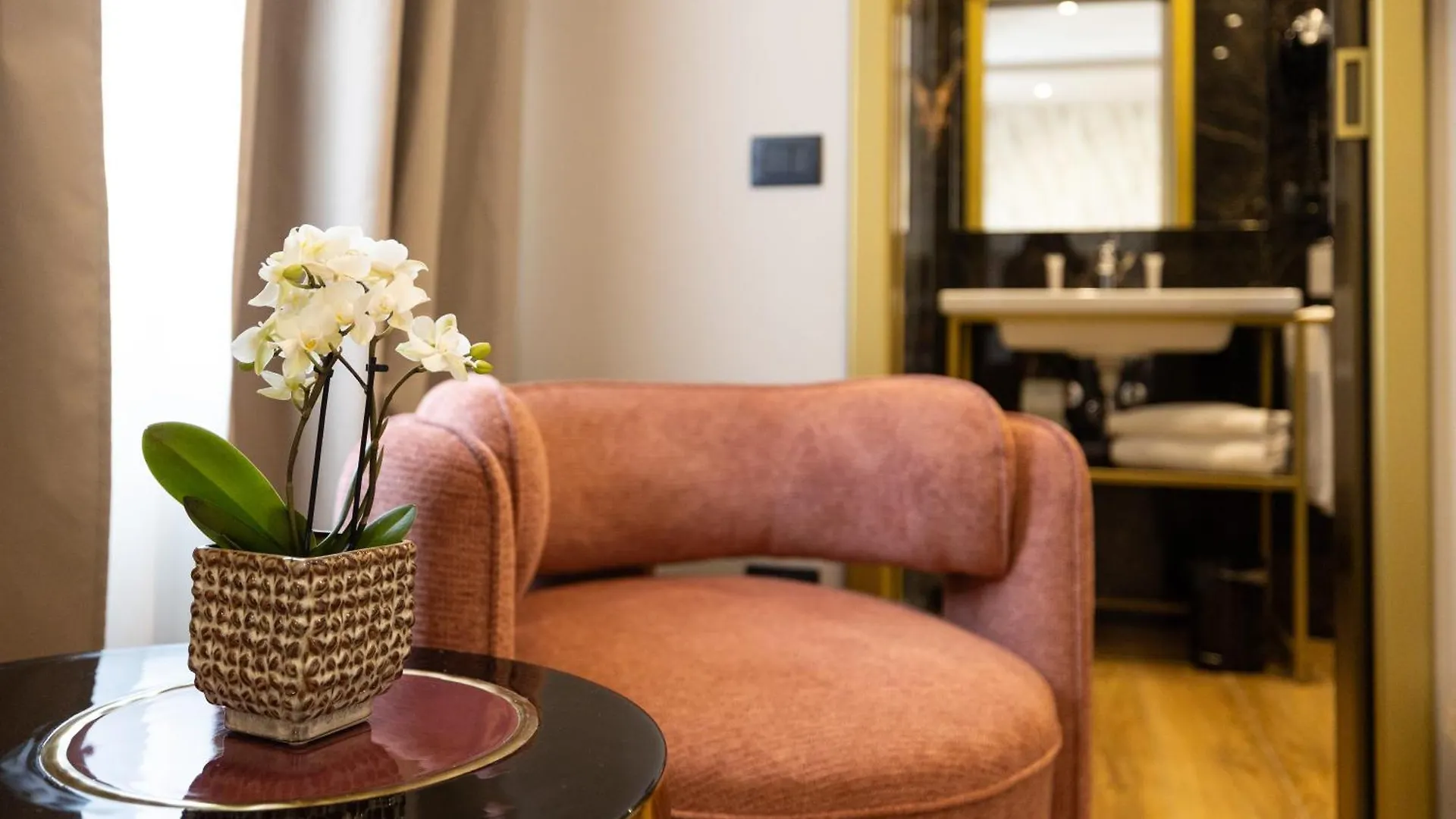 Mavi Luxury Suites Roma 0*,