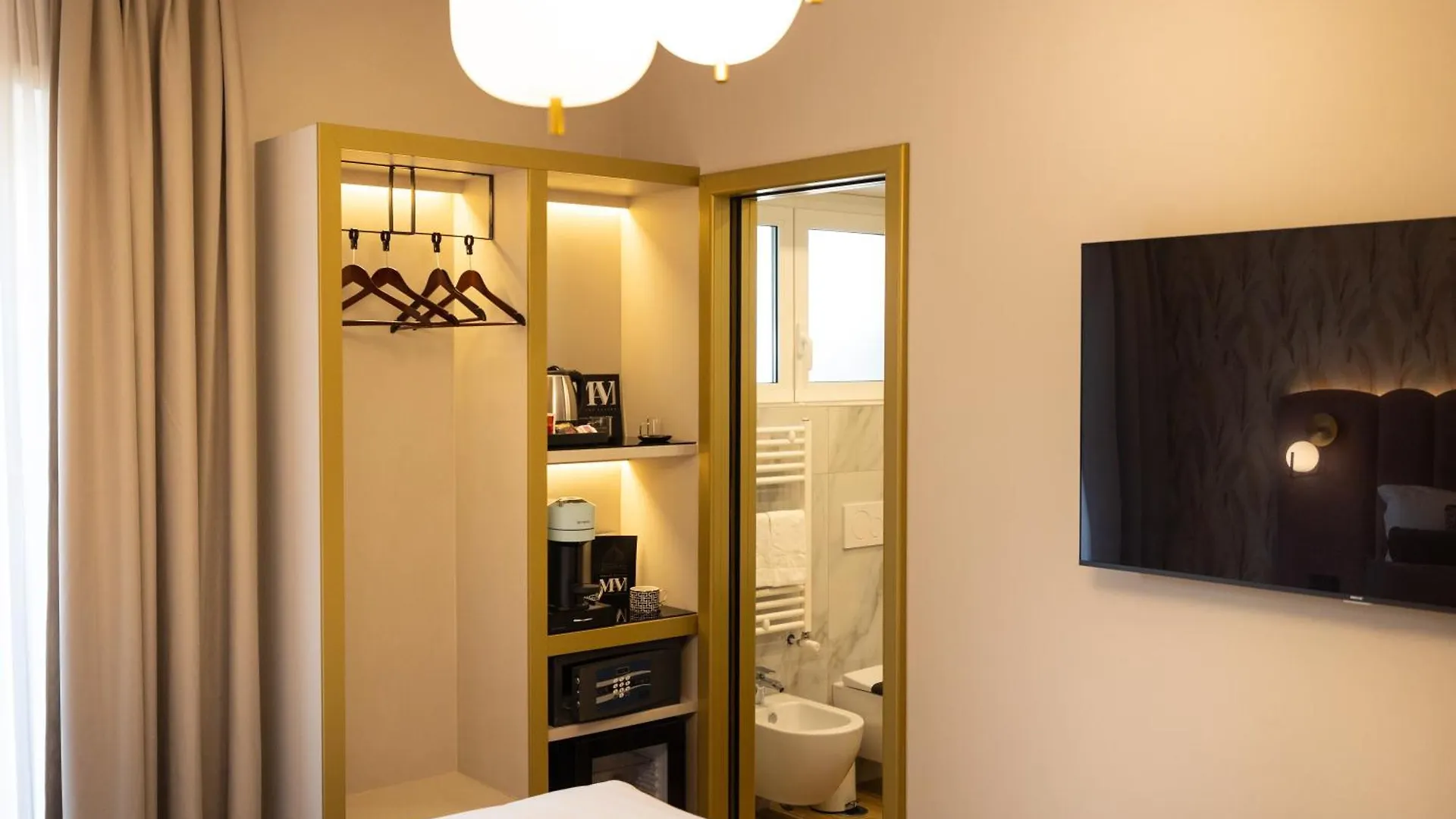 Alojamento de Acomodação e Pequeno-almoço Mavi Luxury Suites Roma Itália