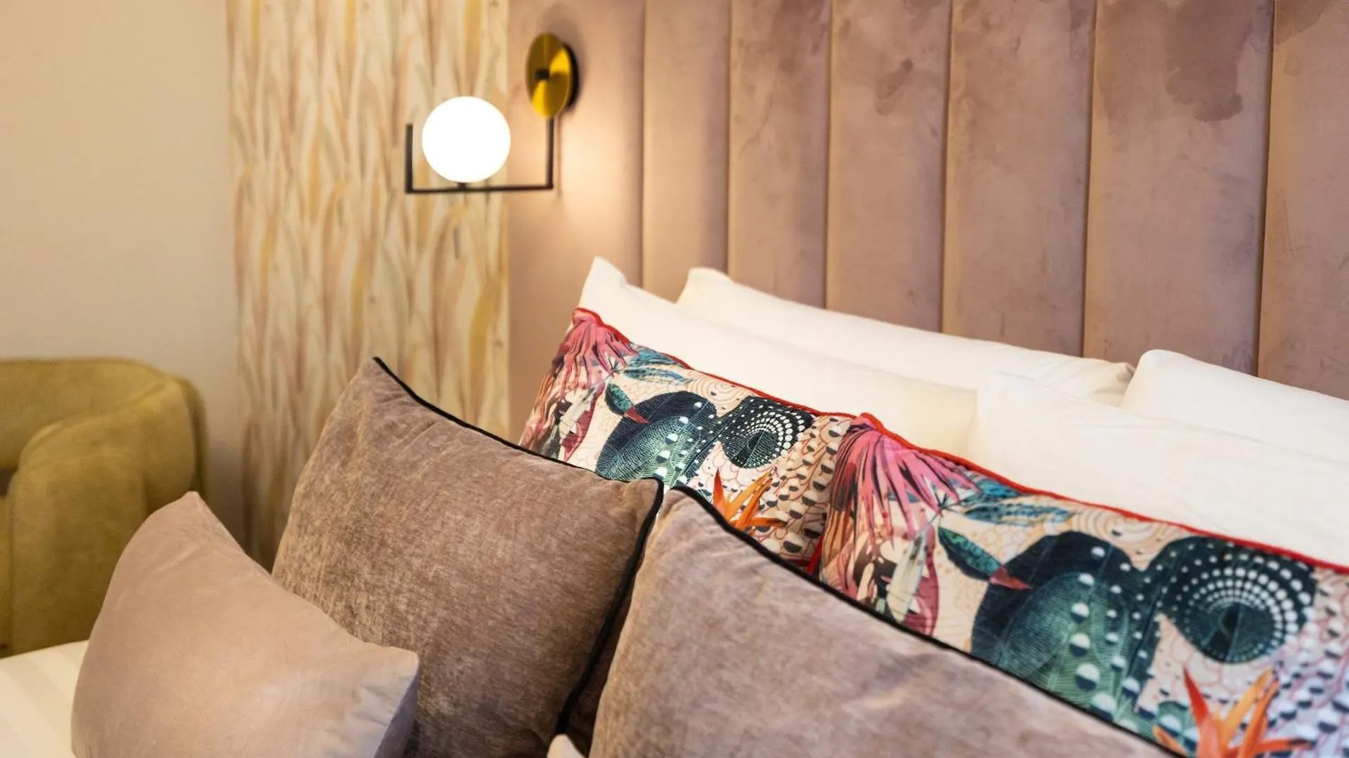 Mavi Luxury Suites Rome
